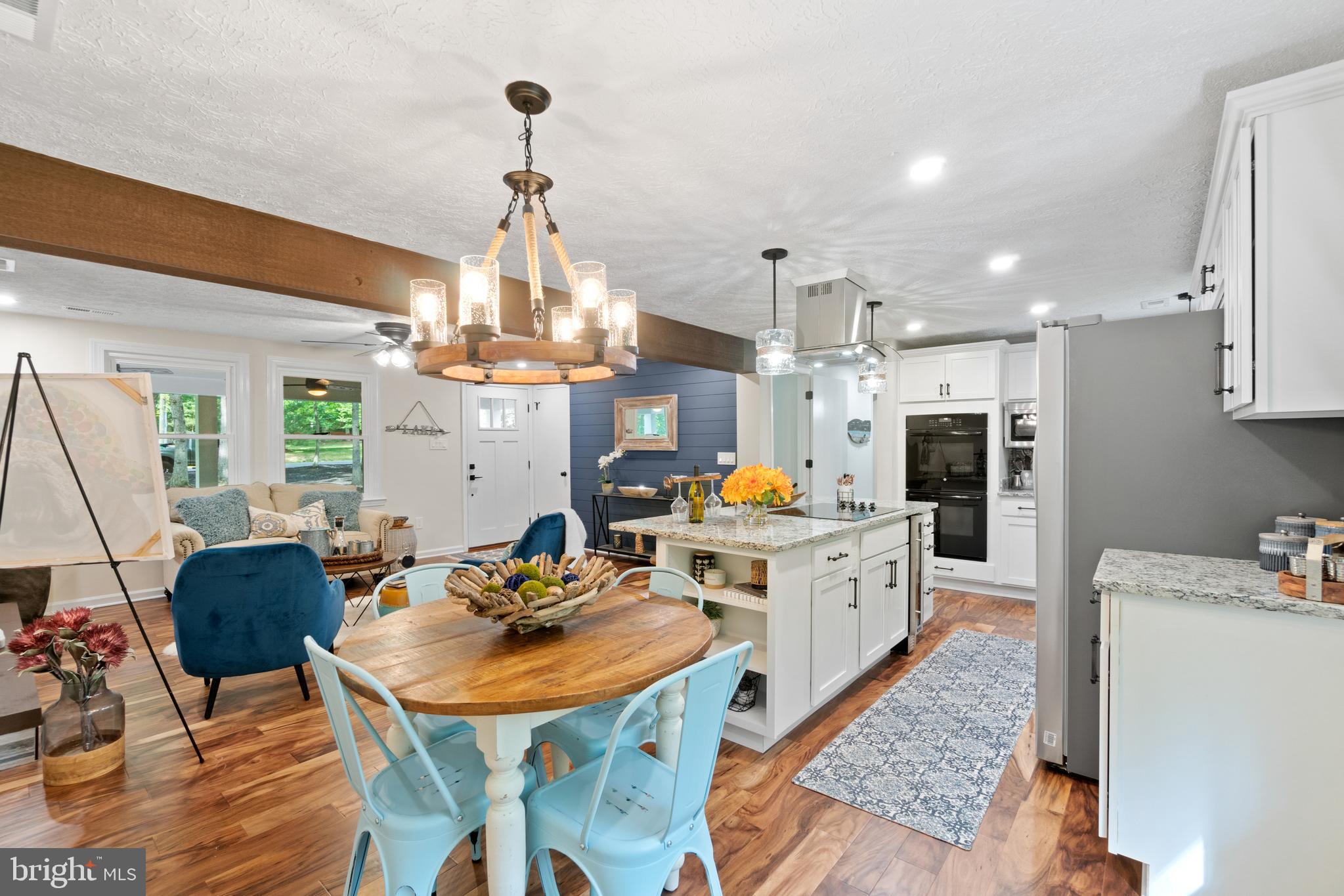 306 Battlefield Road Locust Grove, VA 22508 - Photo 8 of 34 Dining Area Opens to Kitchen!!!