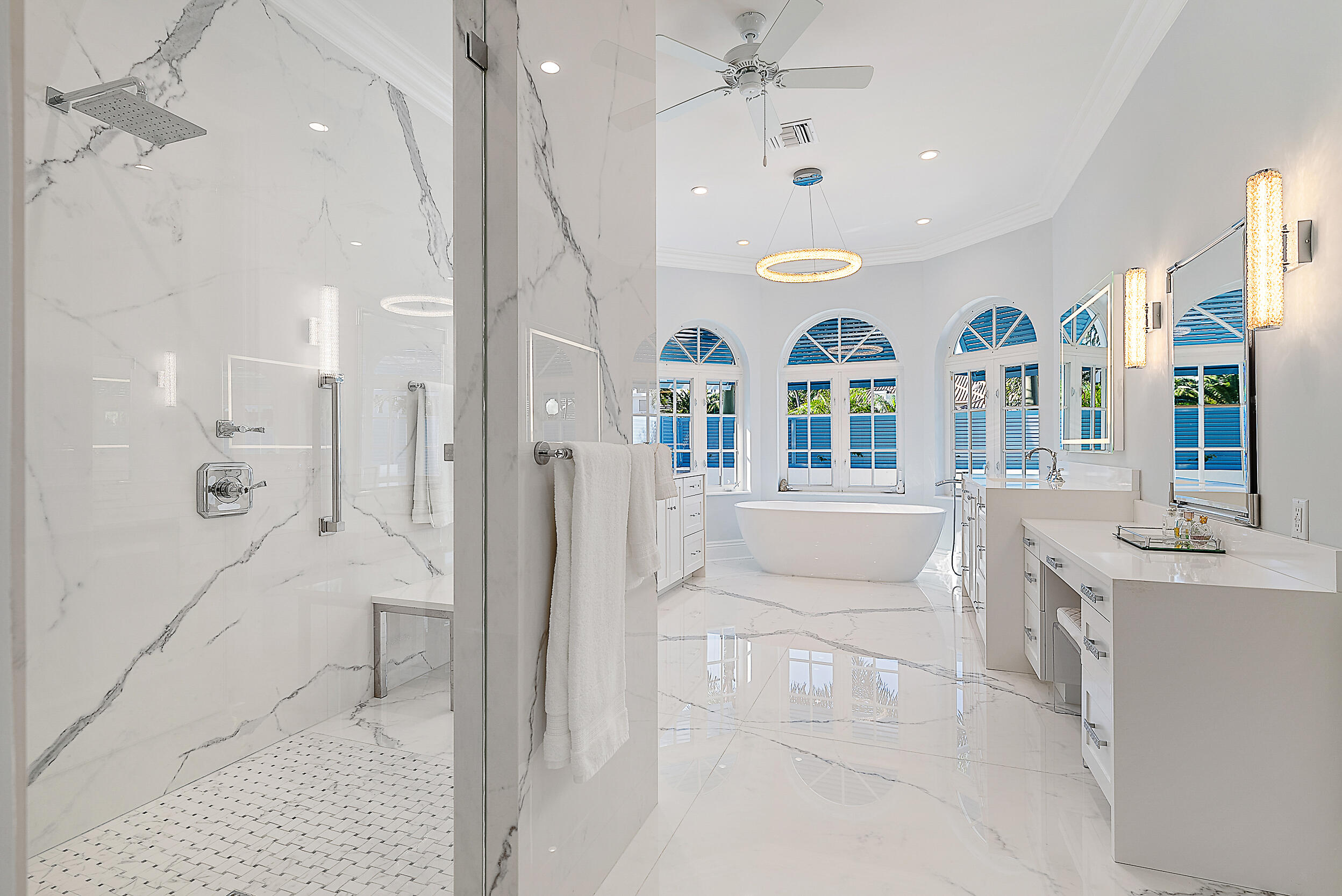 11971 Southeast Tiffany Way Jupiter, FL 33469 - Photo 20 of 53 Primary Bathroom