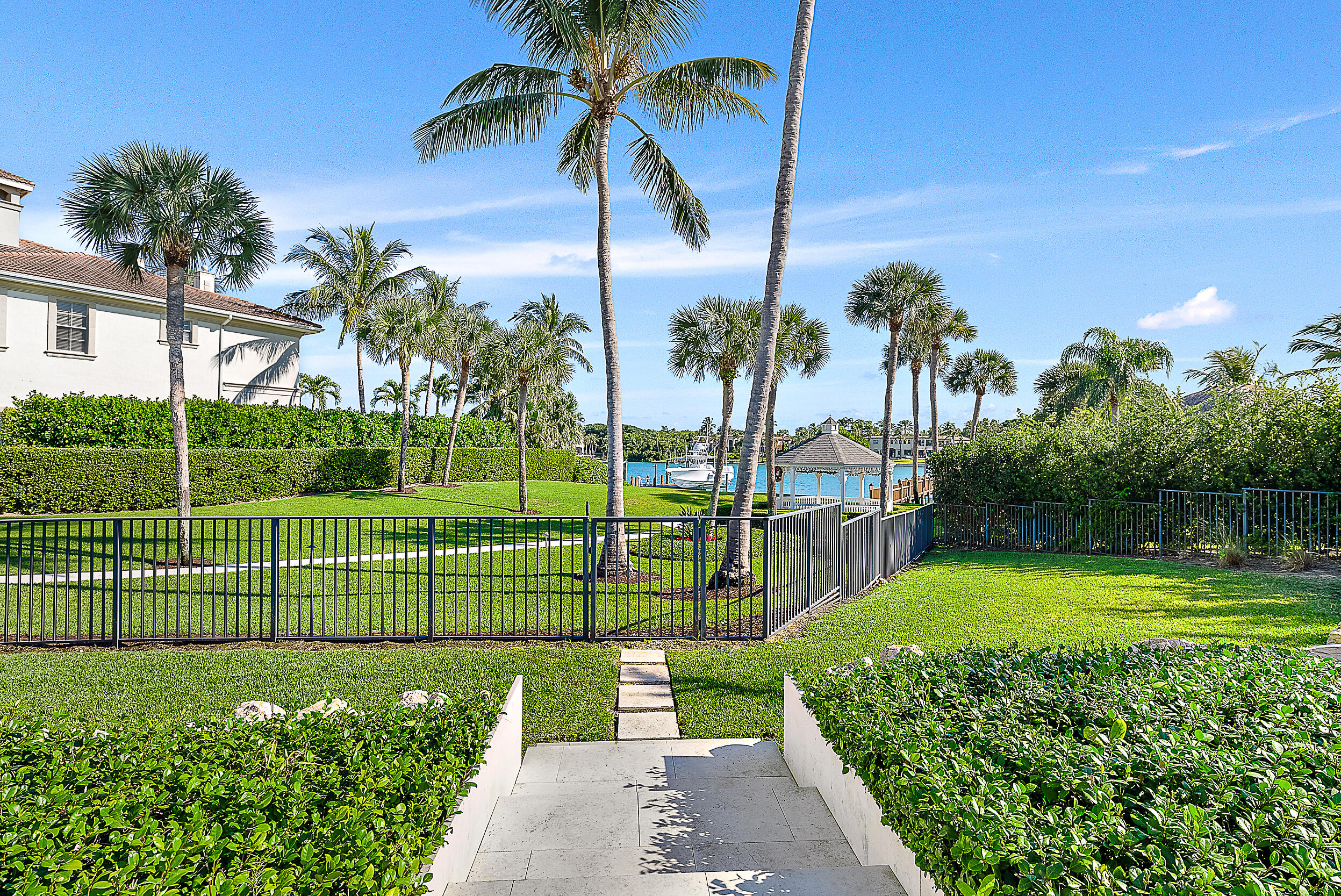 11971 Southeast Tiffany Way Jupiter, FL 33469 - Photo 49 of 53 a view of a park