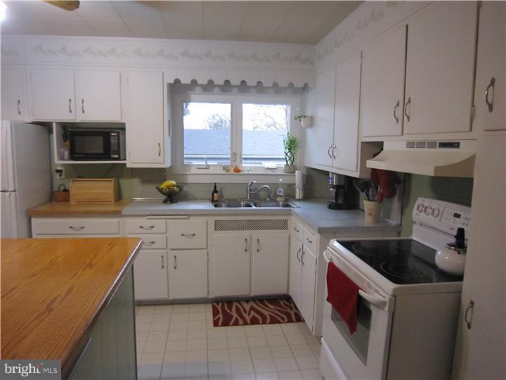 2530 Tollgate Road Quakertown, PA 18951 - Photo 4 of 21 Gallery Image 4