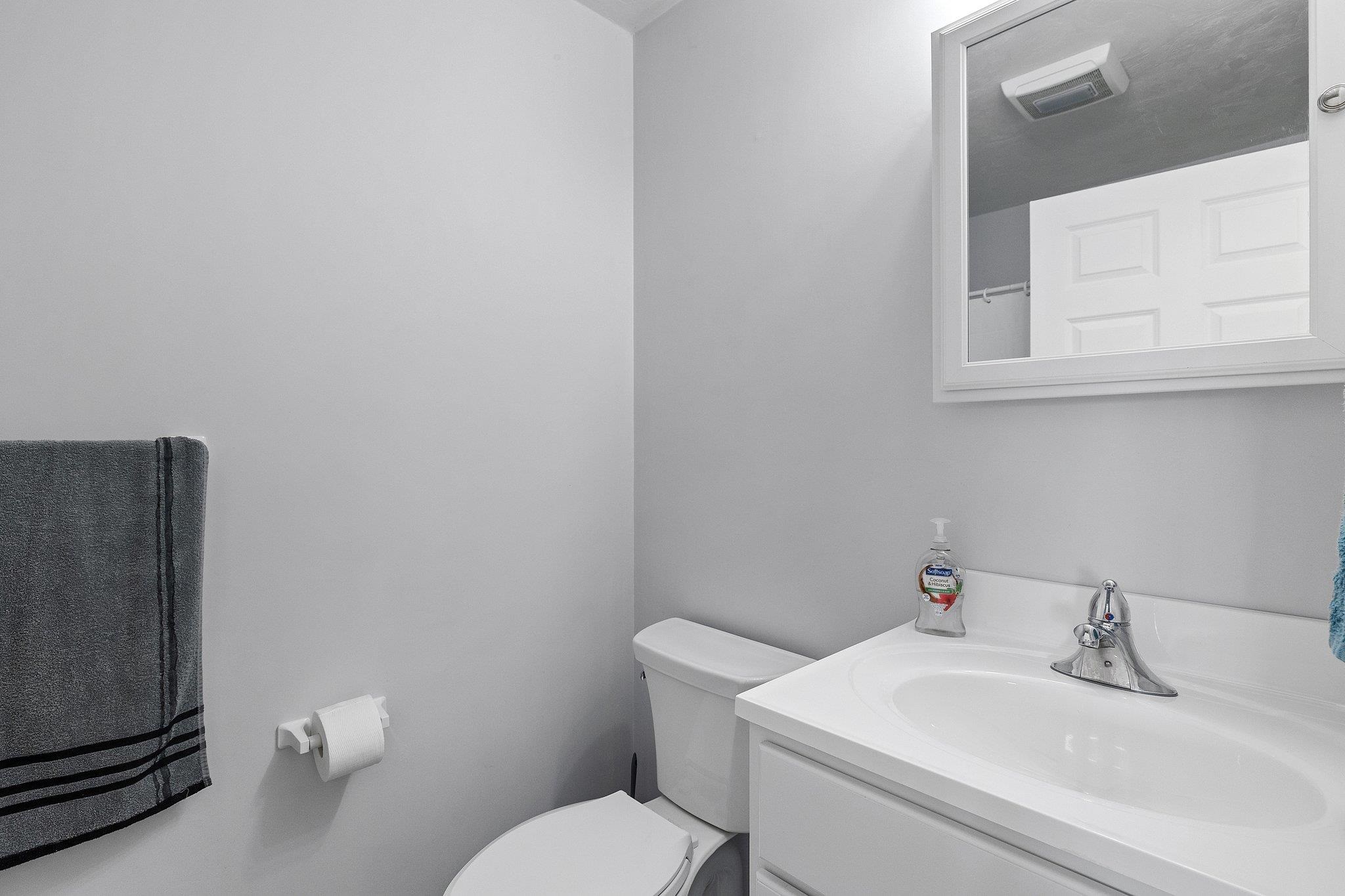 31 Fire Lane 11 Barnstead, NH 03225 - Photo 5 of 40