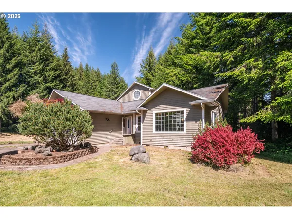 $849,000 | 93845 Upper Loop Lane, Coos Bay, OR 97420