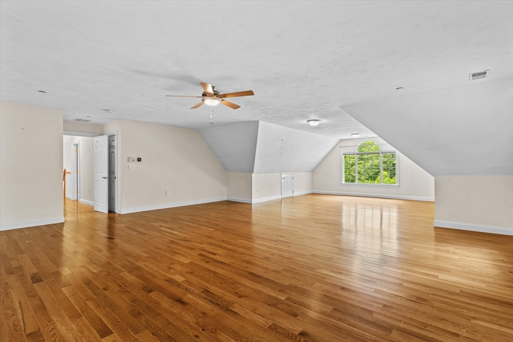 58 Whipple Brook Road Wrentham, MA 02093 - Photo 23 of 42 Gallery Image 23