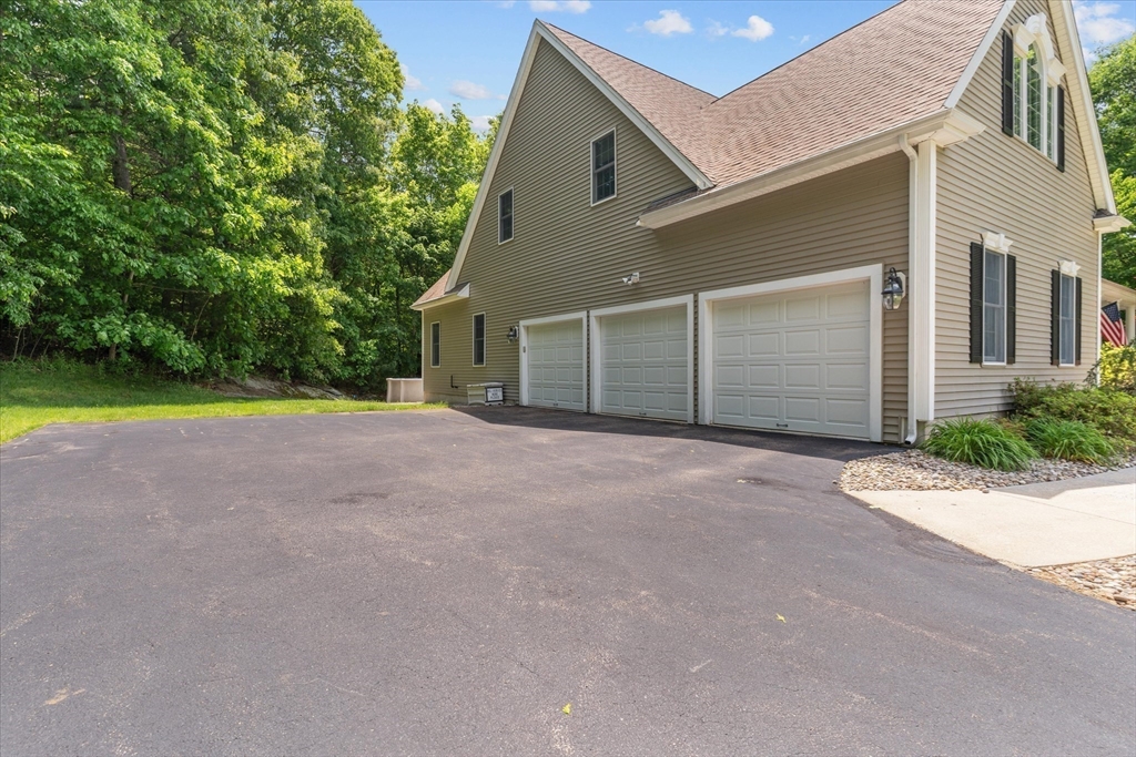 58 Whipple Brook Road Wrentham, MA 02093 - Photo 30 of 42 Gallery Image 30