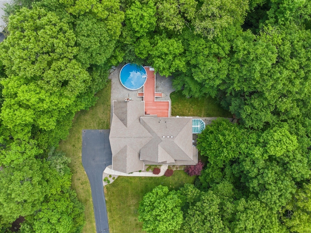 58 Whipple Brook Road Wrentham, MA 02093 - Photo 36 of 42 Gallery Image 36