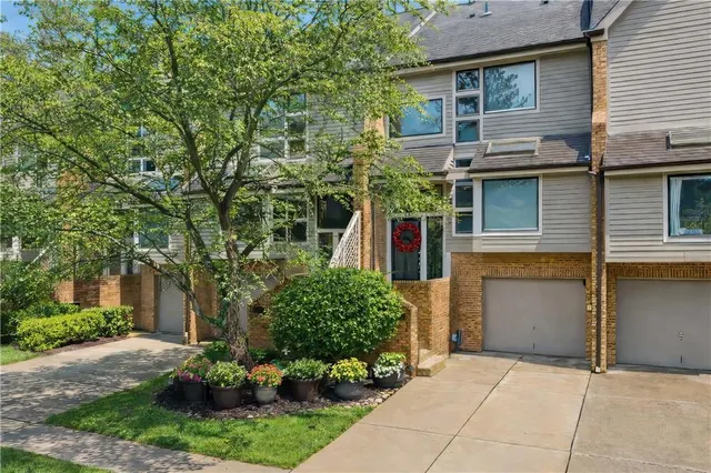 $365,000 | 1432 Towne Square Drive, Allison Park, PA 15101