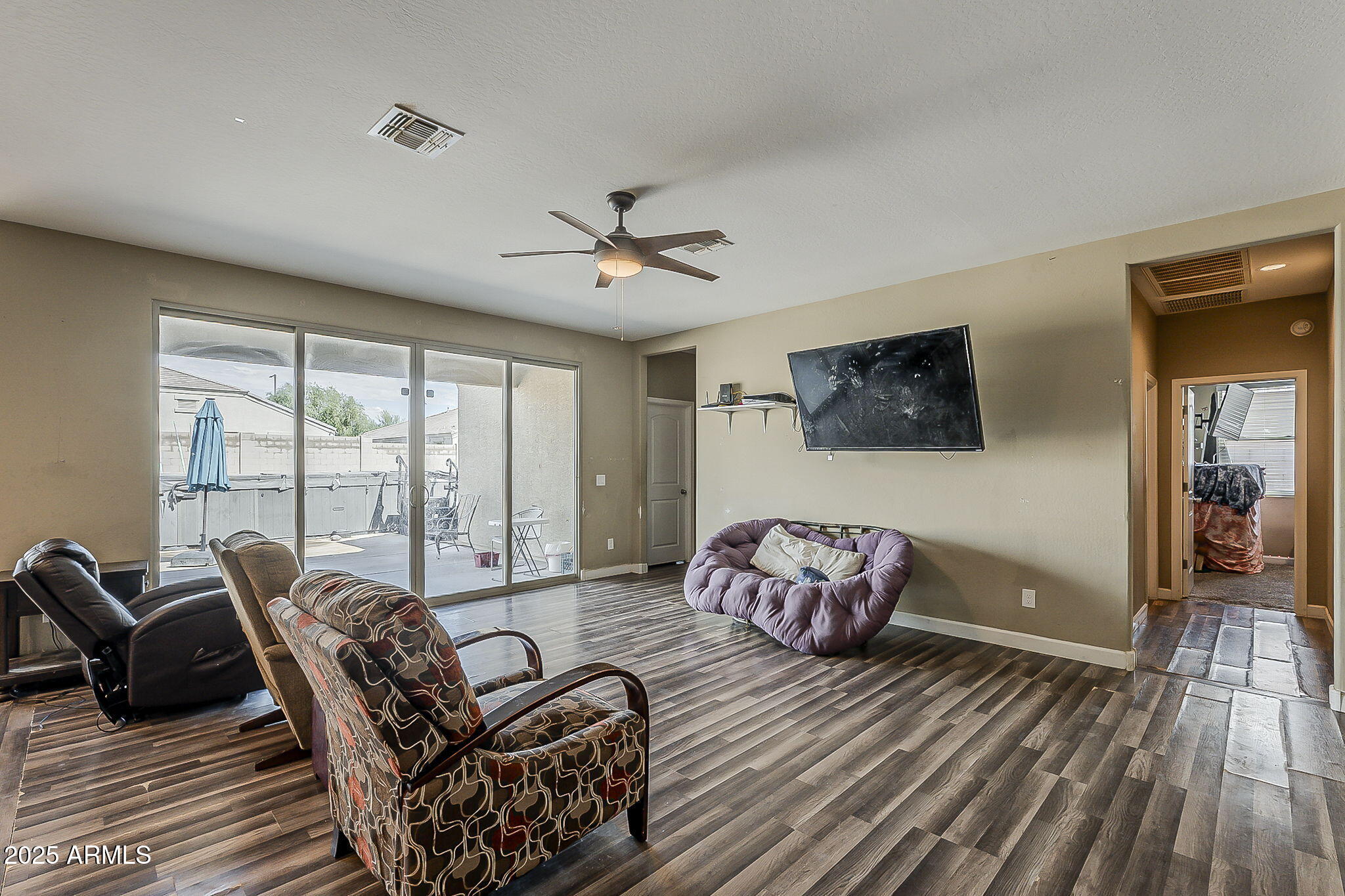 30618 West Osborn Road Buckeye, AZ 85396 - Photo 7 of 27 Great Room
