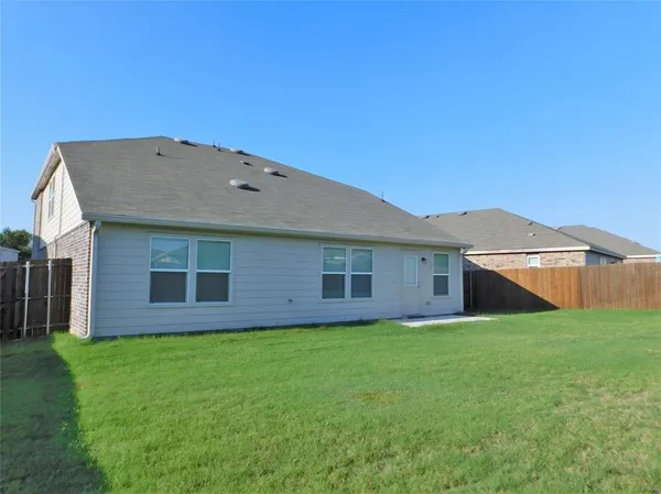 $2,500 | 1016 Binney Drive, Haslet, TX 76052