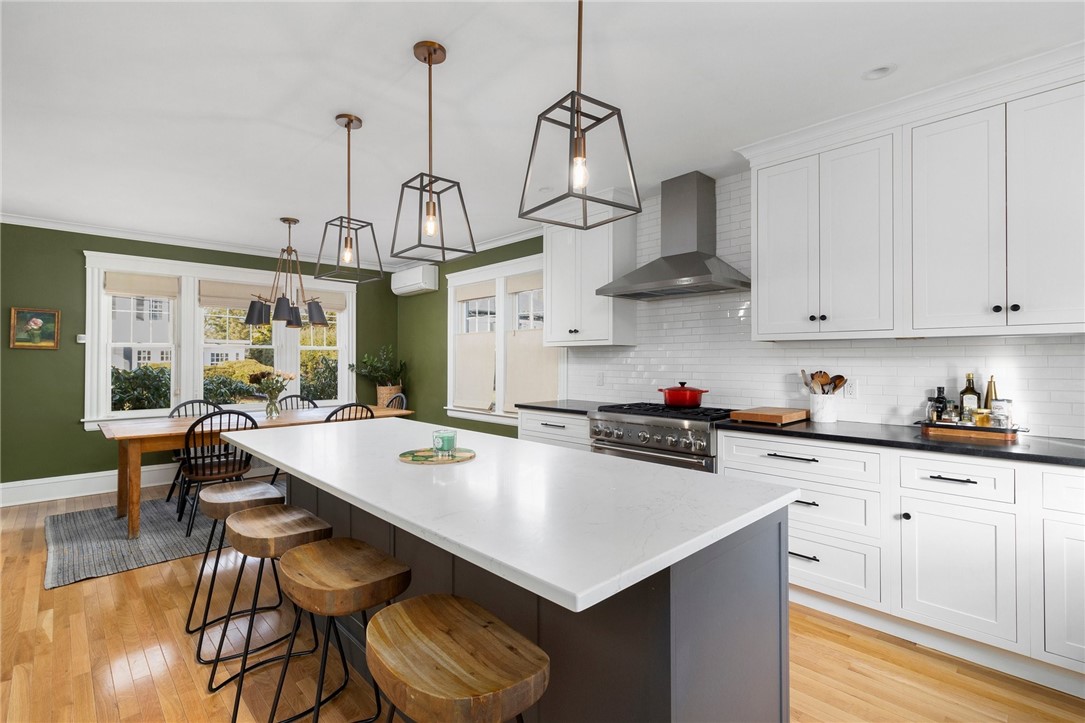 375 Rochambeau Avenue Providence, RI 02906 - Photo 16 of 39 Gallery Image 16