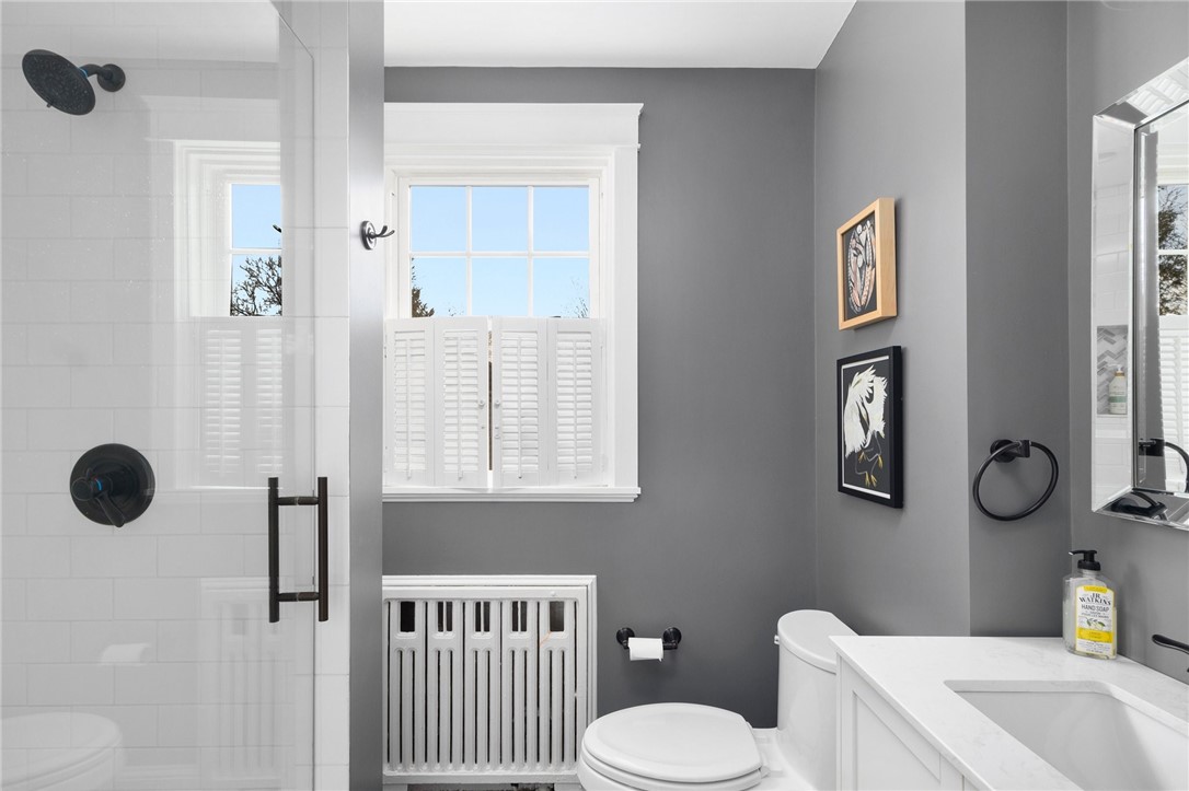 375 Rochambeau Avenue Providence, RI 02906 - Photo 25 of 39 Gallery Image 25