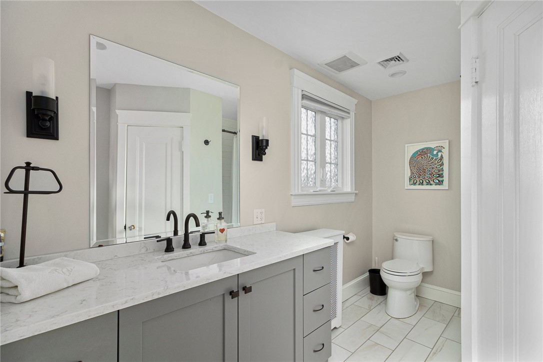 375 Rochambeau Avenue Providence, RI 02906 - Photo 29 of 39 Gallery Image 29