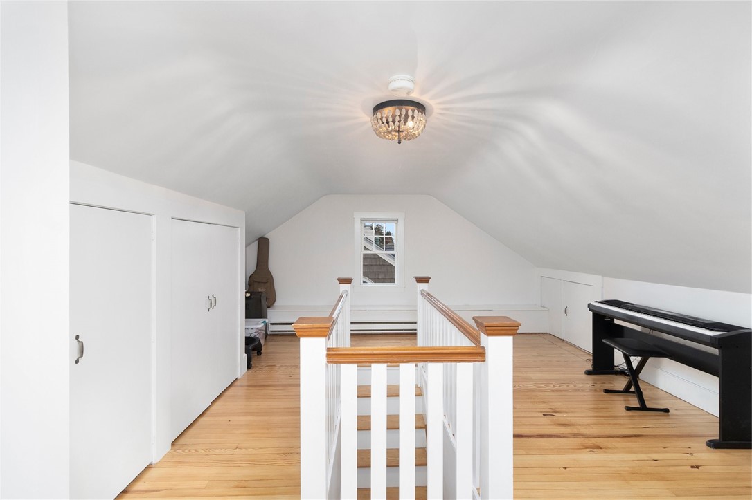 375 Rochambeau Avenue Providence, RI 02906 - Photo 32 of 39 Gallery Image 32