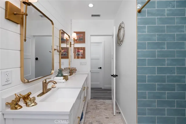 $600 | 618 East Buckthorn Street, Inglewood, CA 90301