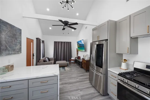 $600 | 618 East Buckthorn Street, Inglewood, CA 90301