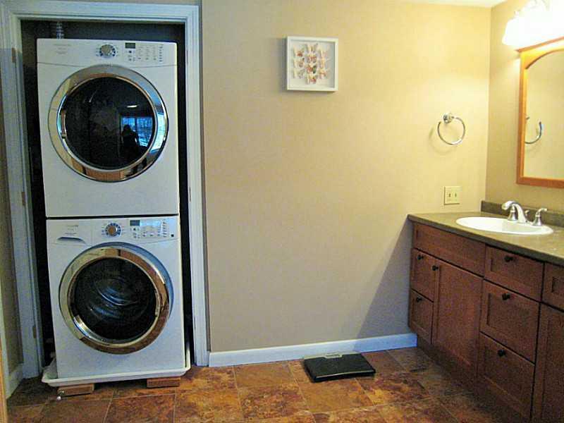 261 Main Street Cumberland Center, ME 04021 - Photo 29 of 34 Laundry Room/Area.