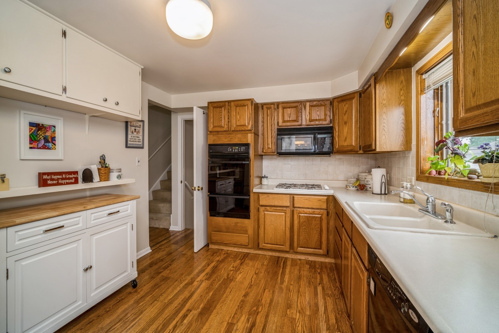 3807 Rugen Road Glenview, IL 60025 - Photo 4 of 12