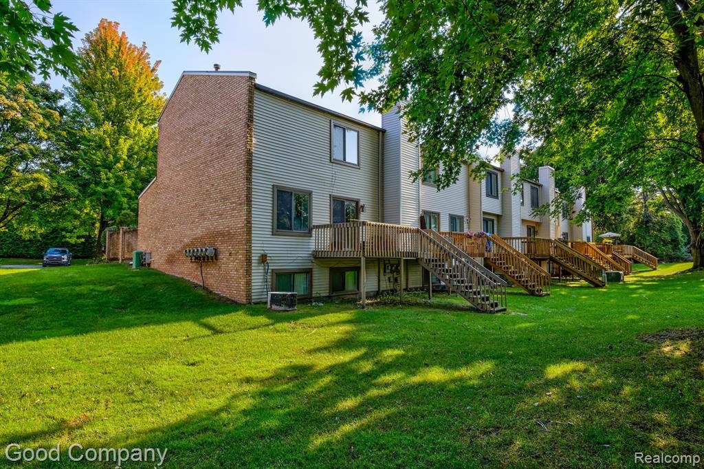 1010 Willow Grove Court Rochester Hills, MI 48307 - Photo 32 of 36