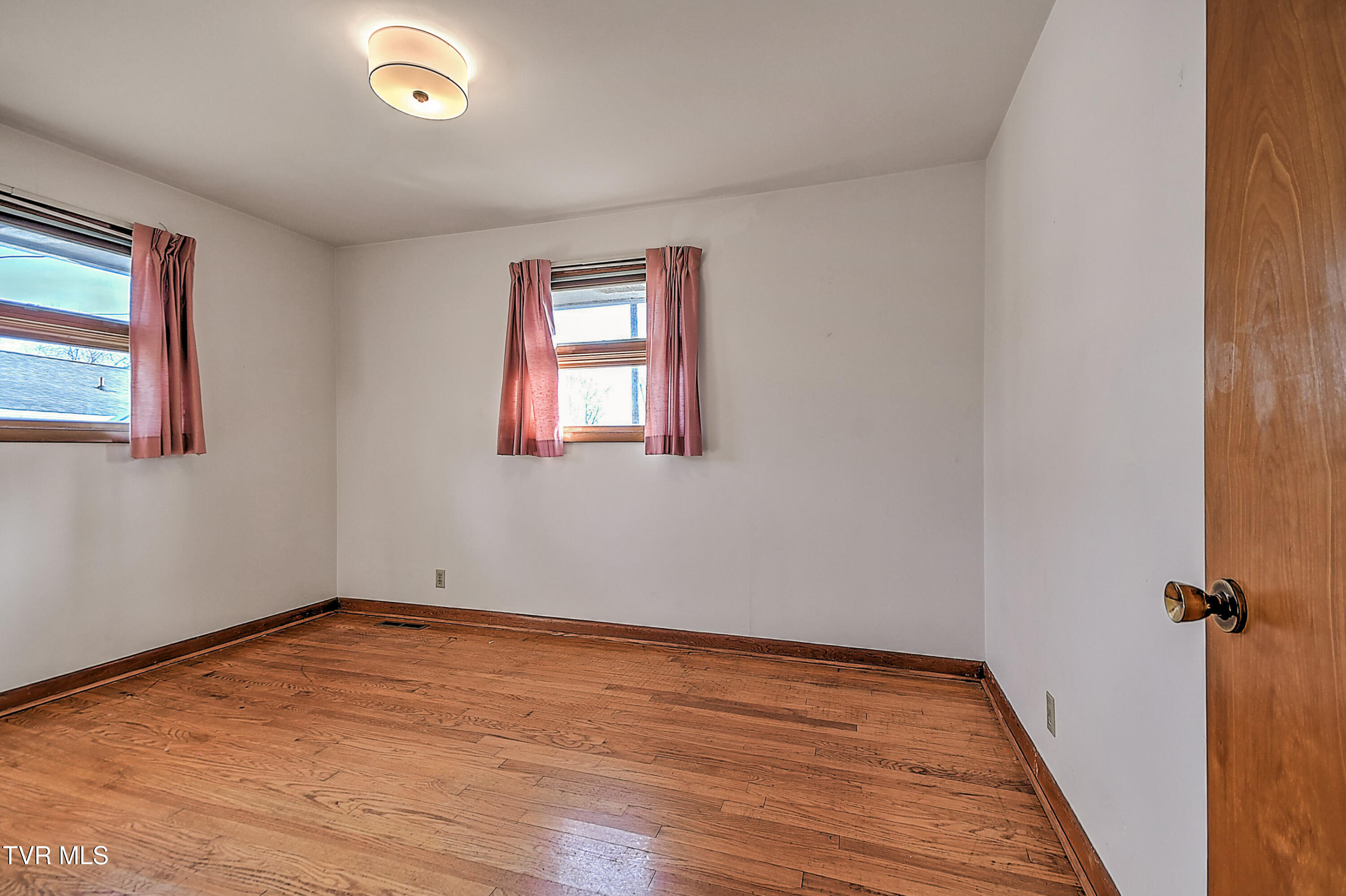 2744 Circle View Kingsport, TN 37664 - Photo 14 of 31 2744 Circle View BJ-14