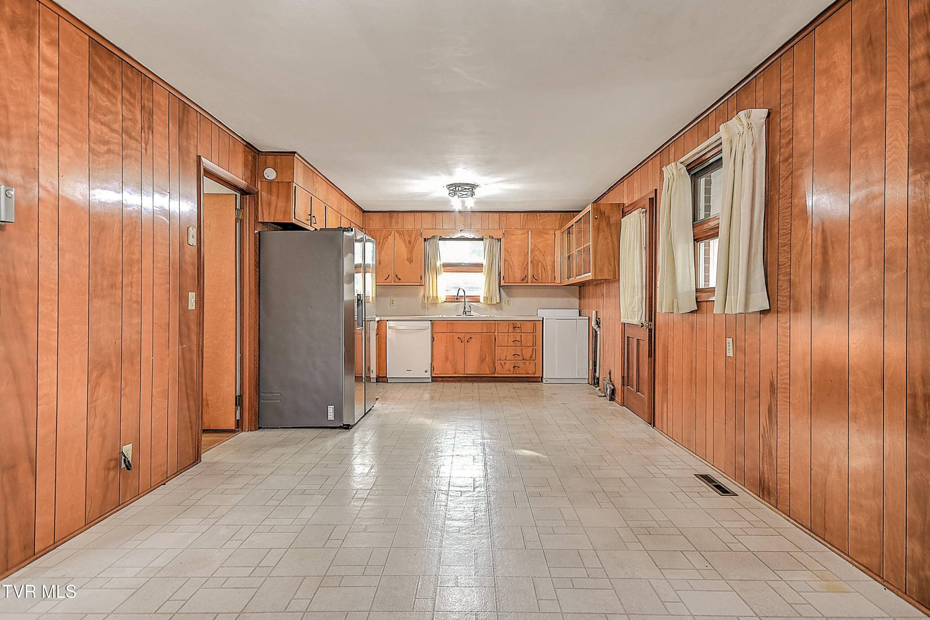 2744 Circle View Kingsport, TN 37664 - Photo 21 of 31 2744 Circle View BJ-21