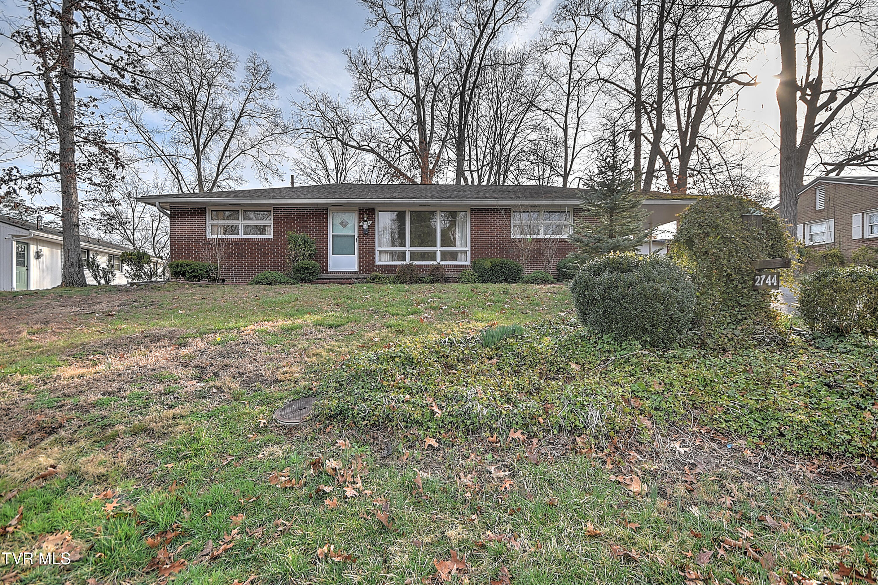 2744 Circle View Kingsport, TN 37664 - Photo 4 of 31 2744 Circle View BJ-4