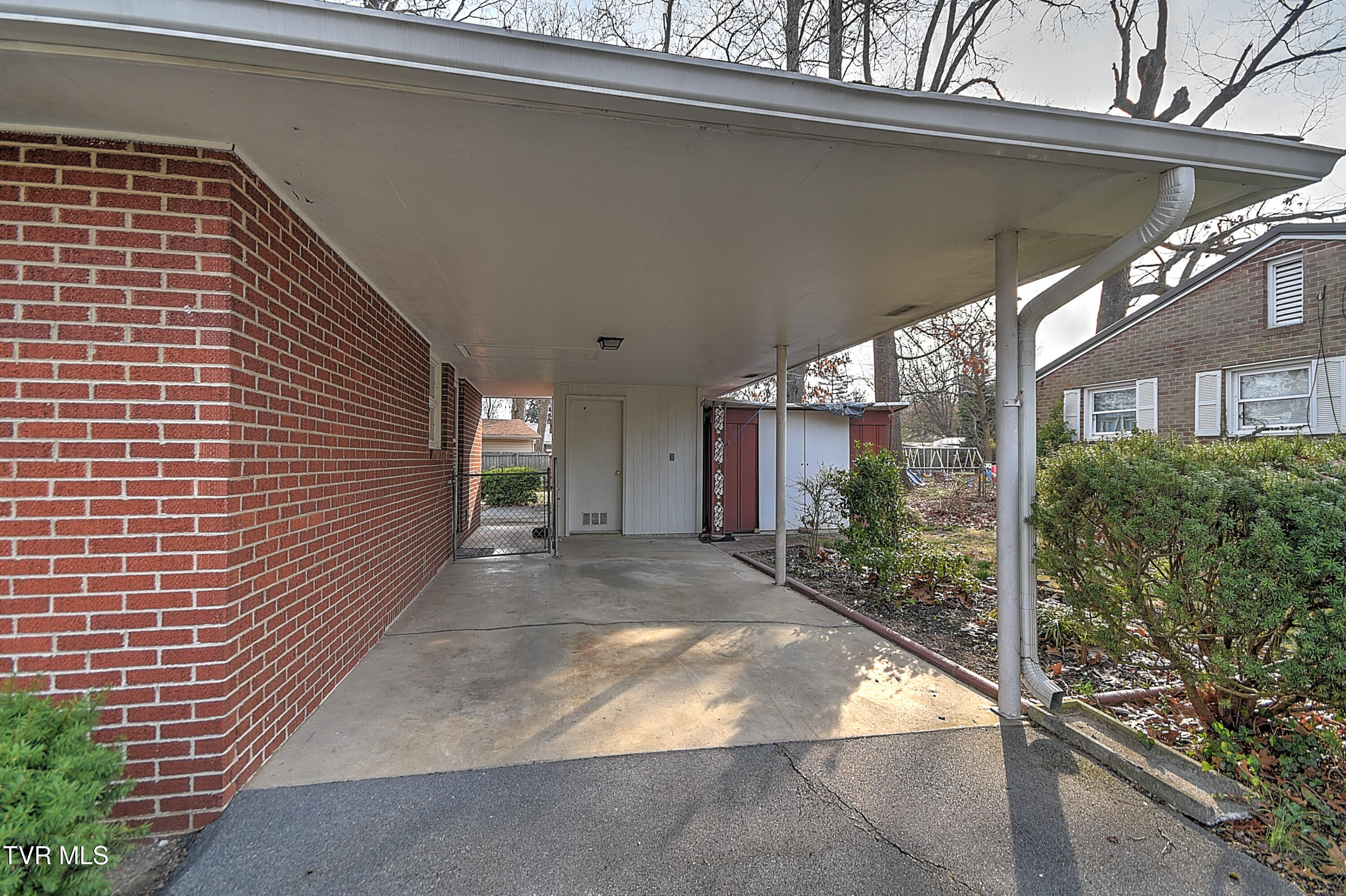 2744 Circle View Kingsport, TN 37664 - Photo 5 of 31 2744 Circle View BJ-5