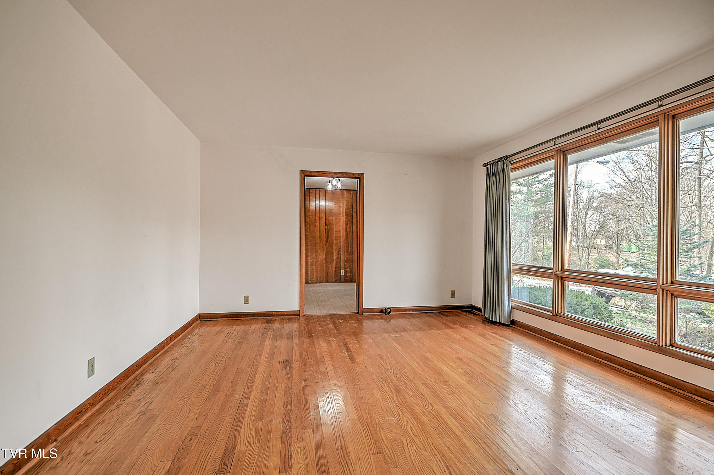 2744 Circle View Kingsport, TN 37664 - Photo 7 of 31 2744 Circle View BJ-7
