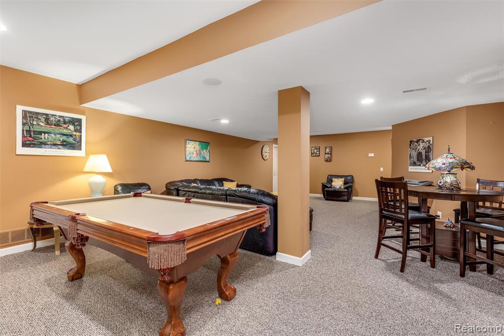 4687 Oakhurst Ridge Road Clarkston, MI 48348 - Photo 32 of 40