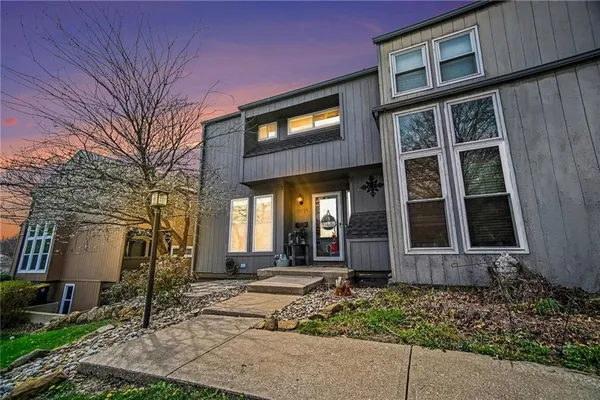 $250,000 | 10016 North Cherry Drive, Kansas City, MO 64155