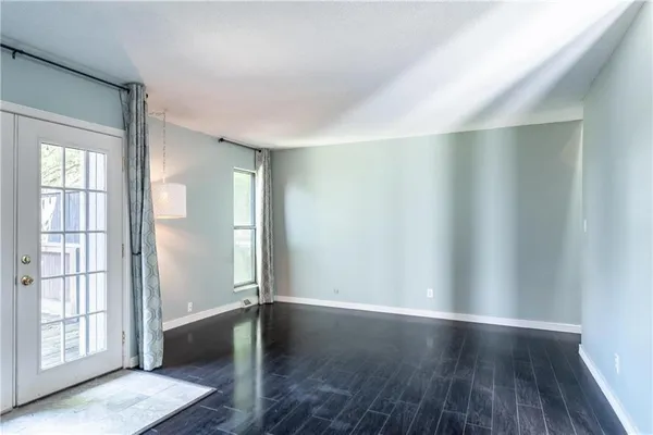 $250,000 | 10016 North Cherry Drive, Kansas City, MO 64155