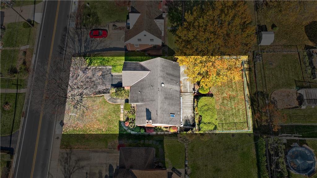 227 Old Clairton Road Pittsburgh, PA 15236 - Photo 21 of 22 an aerial view of residential house with pool and yard