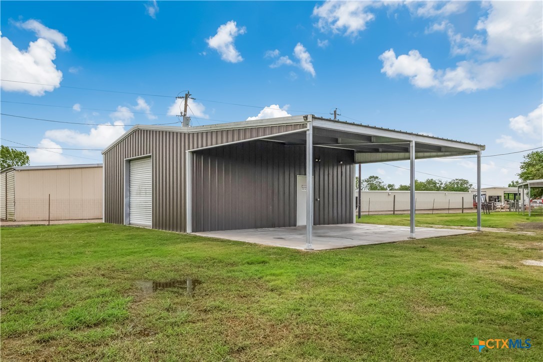 1363 Old Goliad Road Victoria, TX 77905 - Photo 21 of 31
