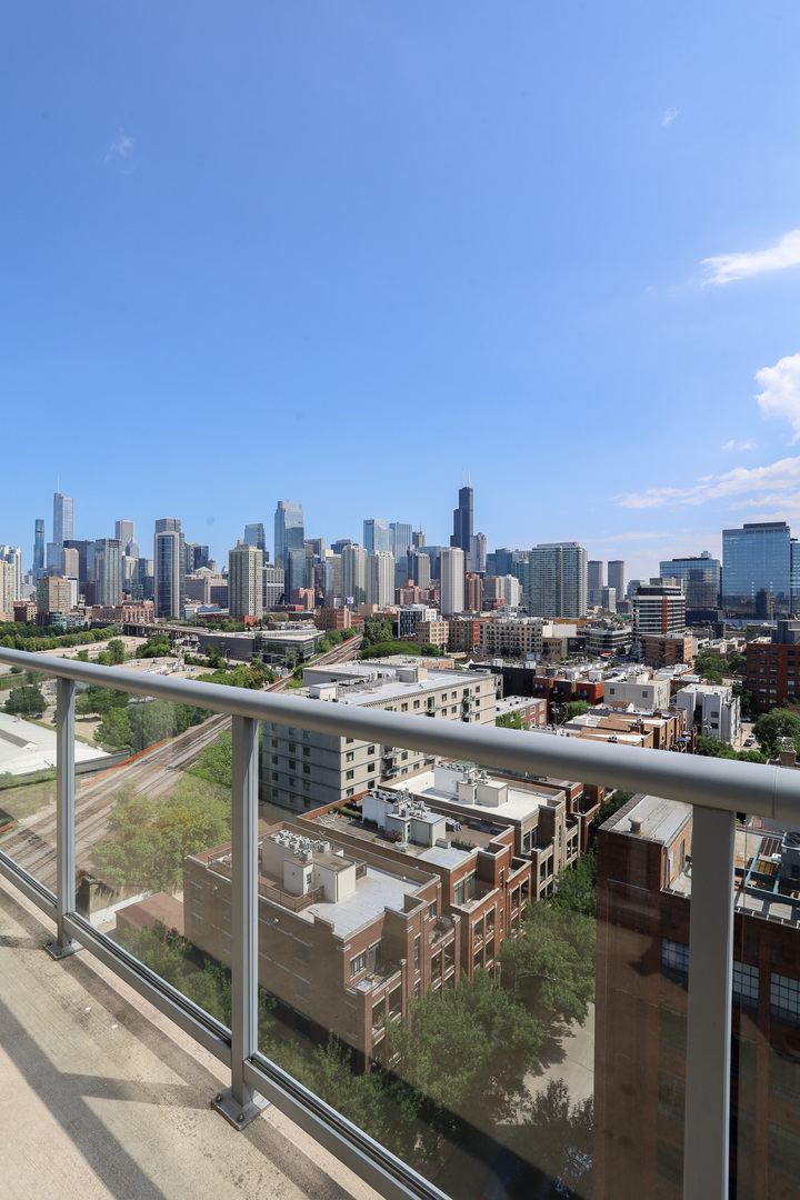 910 West Huron Street, Unit 1310 Chicago, IL 60642 - Photo 16 of 25 a view of a city