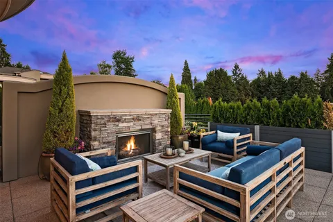 $5,995,000 | 1044 89th Avenue Northeast, Bellevue, WA 98004