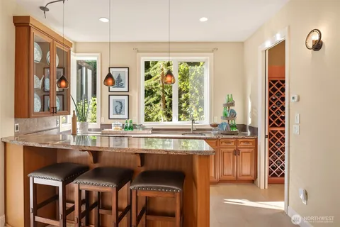 $5,995,000 | 1044 89th Avenue Northeast, Bellevue, WA 98004