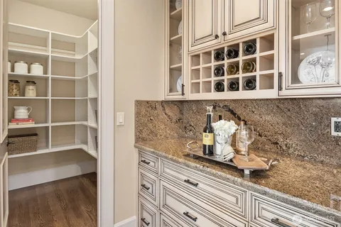 $5,995,000 | 1044 89th Avenue Northeast, Bellevue, WA 98004