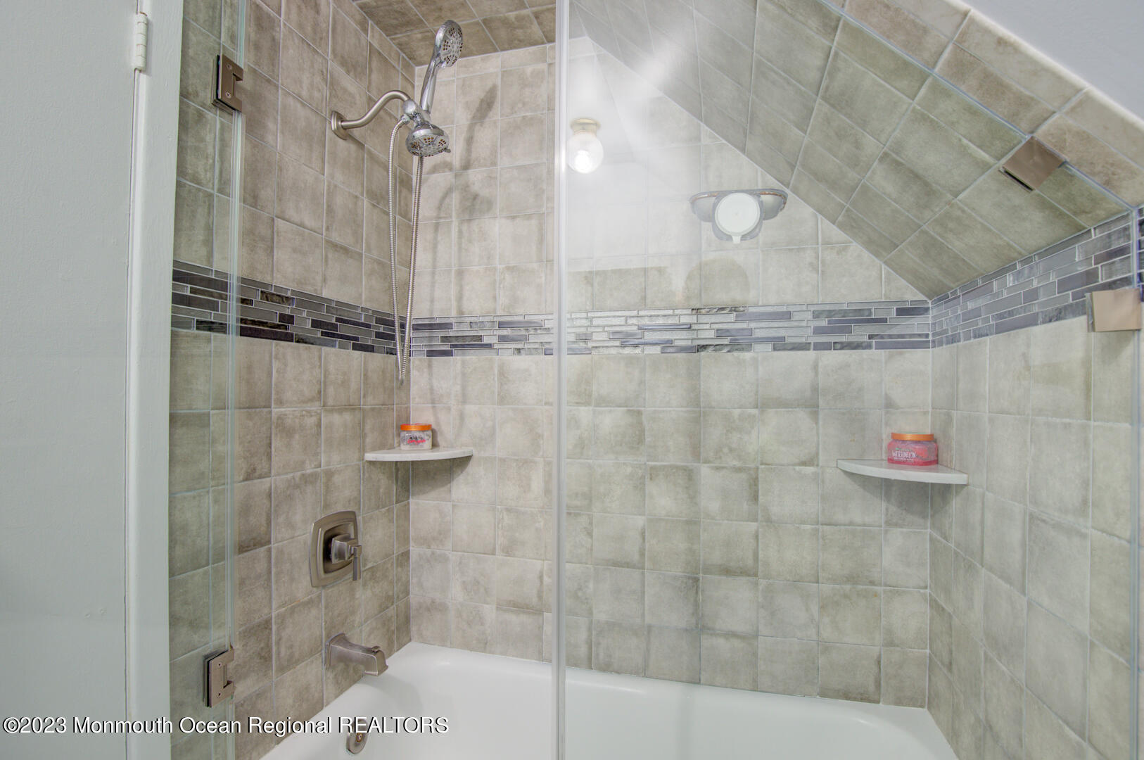 598 Lloyd Road Aberdeen, NJ 07747 - Photo 24 of 32 024(3)