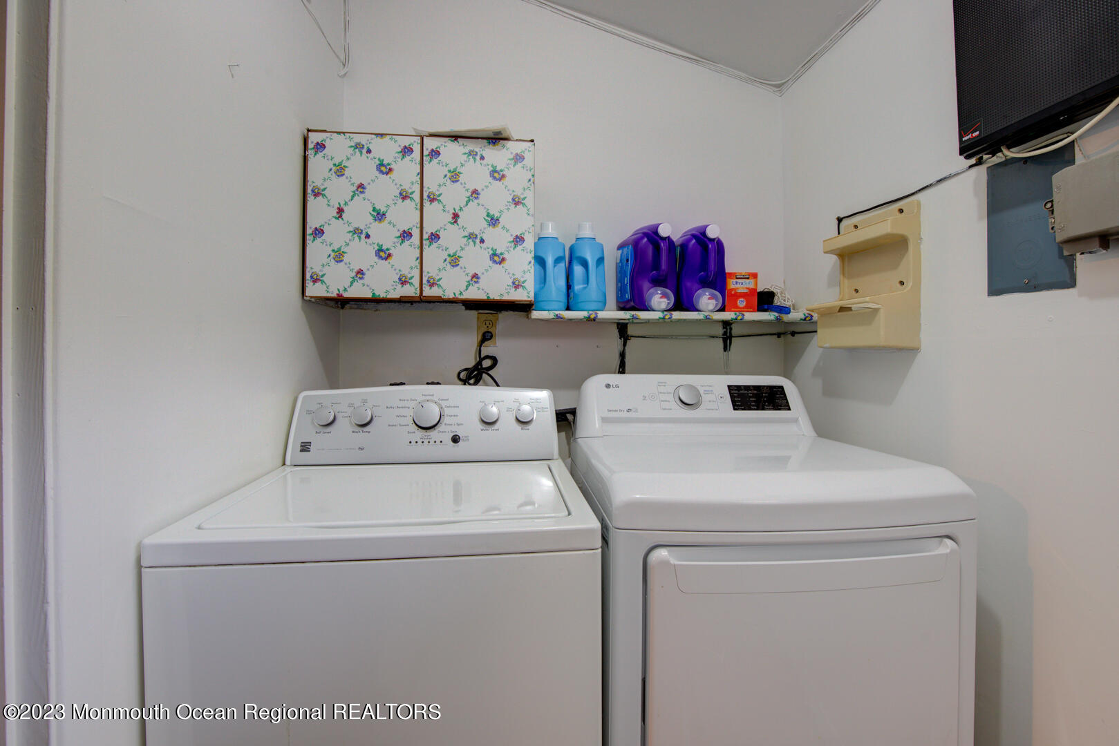 598 Lloyd Road Aberdeen, NJ 07747 - Photo 25 of 32 026(3)