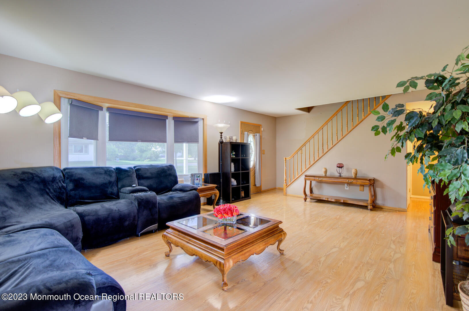 598 Lloyd Road Aberdeen, NJ 07747 - Photo 6 of 32 010(3)