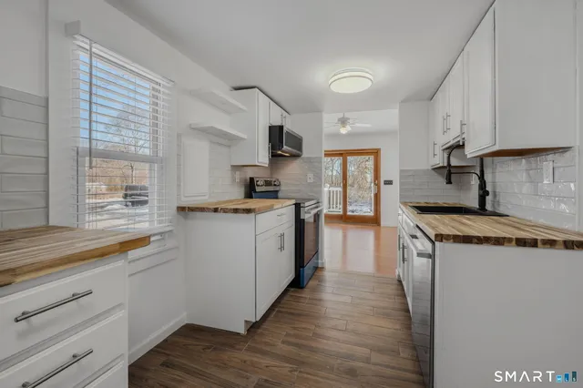 $2,000 | 127 Spithead Road, Waterford, CT 06385