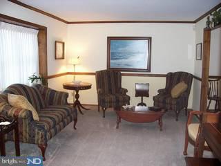 223 Sharrow Vale Road Delran, NJ 08075 - Photo 2 of 6