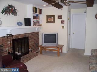 223 Sharrow Vale Road Delran, NJ 08075 - Photo 3 of 6