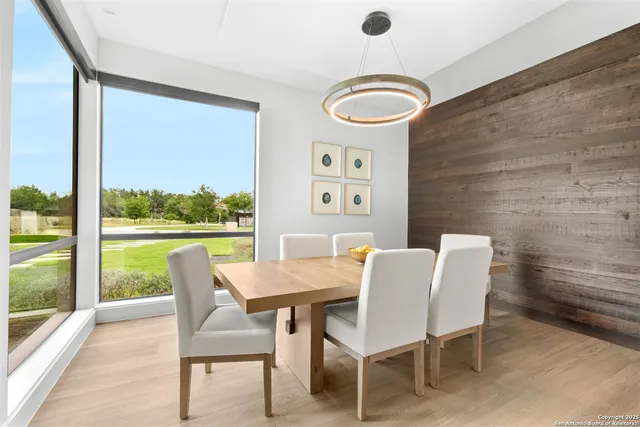 $3,100,000 | 211 Wellesley Hill, Shavano Park, TX 78231