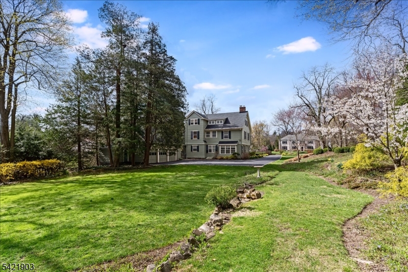 44 W Road Short Hills, NJ 07078 - Photo 18 of 19