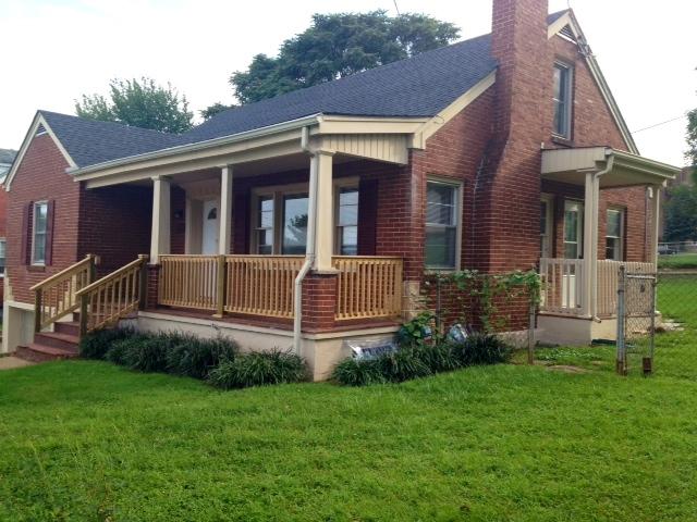 5322 Thornrose Road Roanoke, VA 24012 - Photo 4 of 17 Exterior (4)