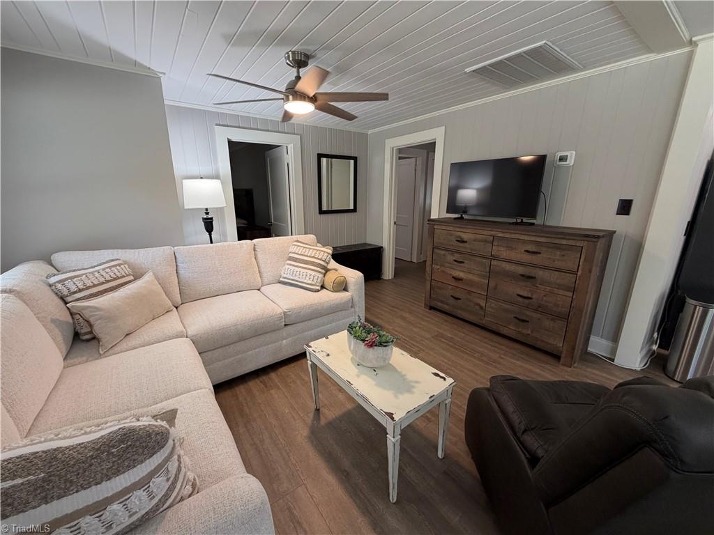 1416 Perryman Road Lexington, NC 27295 - Photo 6 of 24