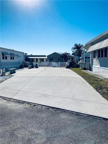 $60,000 | 9000 Highway 192, Unit 172, Clermont, FL 34714