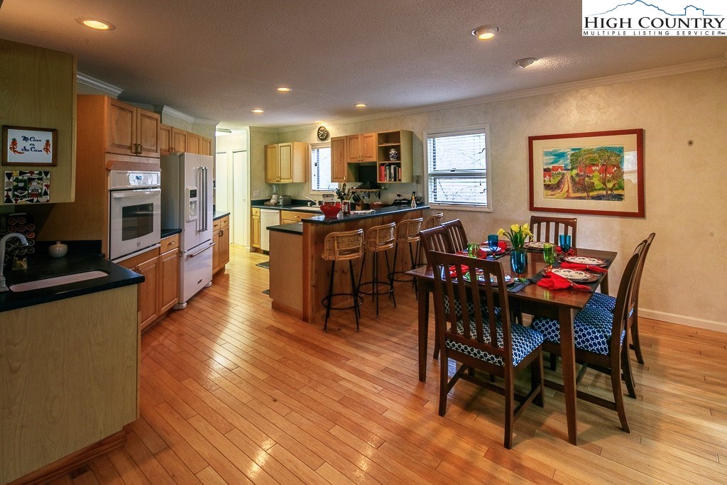 415 St Andrews Road Beech Mountain, NC 28604 - Photo 6 of 24 Gallery Image 6