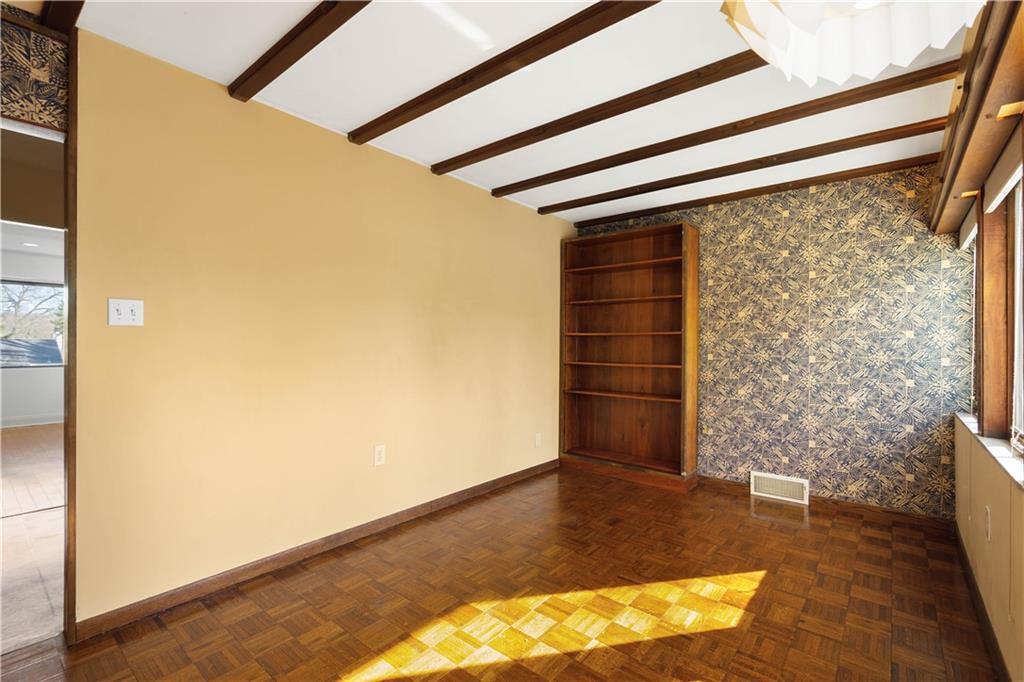 3113 Hillcrest Road Bethel Park, PA 15102 - Photo 20 of 50 a view of wooden door
