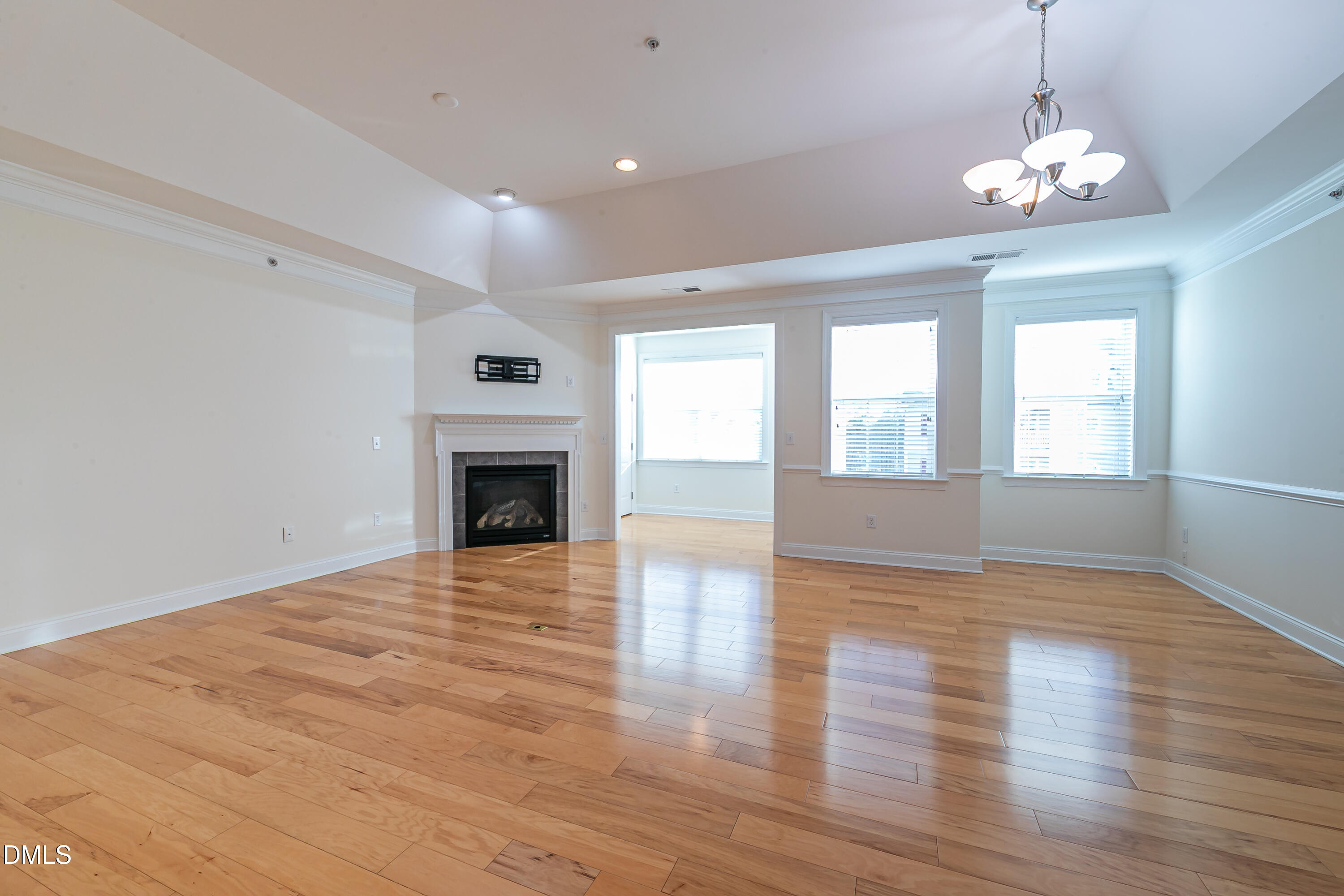 10510 Rosegate Court, Unit 301 Raleigh, NC 27617 - Photo 12 of 47 2E6A2086