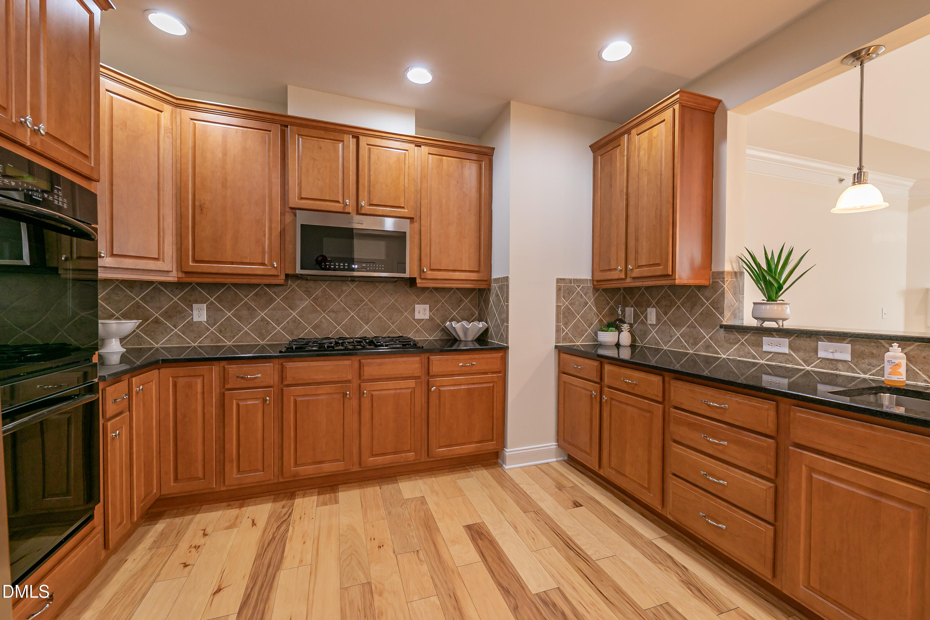 10510 Rosegate Court, Unit 301 Raleigh, NC 27617 - Photo 7 of 47 2E6A2073